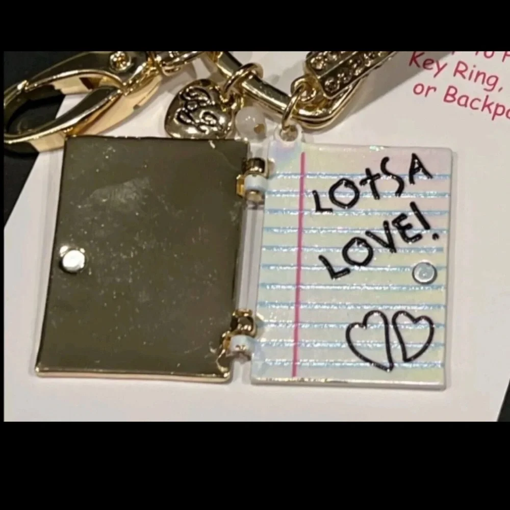 BETSEY JOHNSON Notebook & Pencil Set Bag Purse Backpack Charm Keychain 2024 NWT